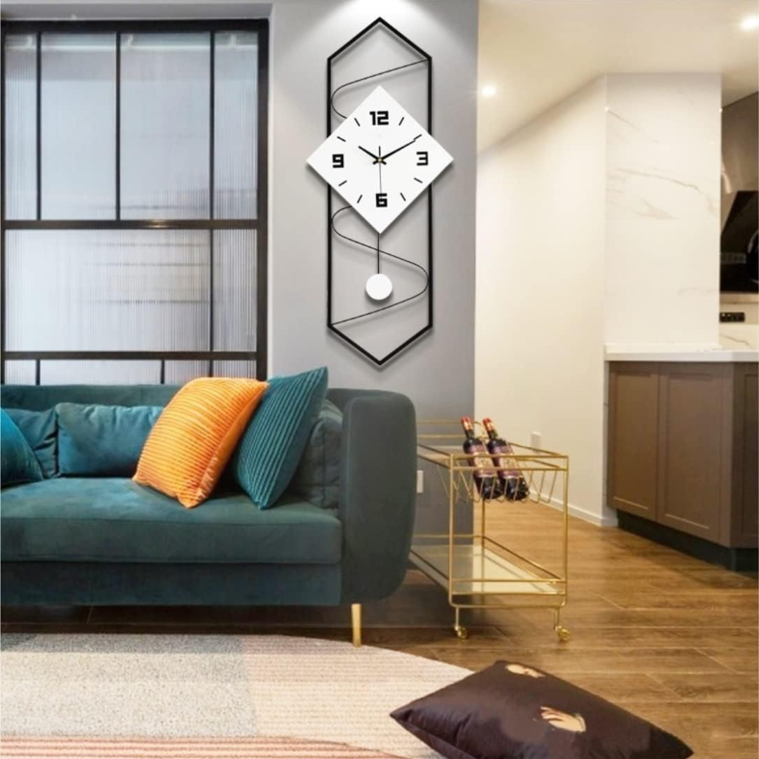 Prosty Zegar Ścienny w Stylu Minimalistycznym