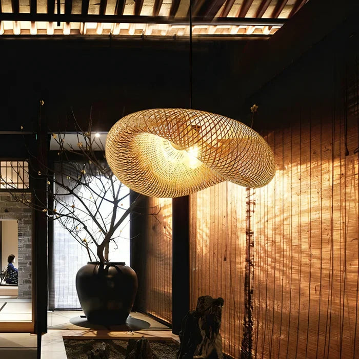 Stylowa Lampa Wisząca z Rattanu - NaturGlow