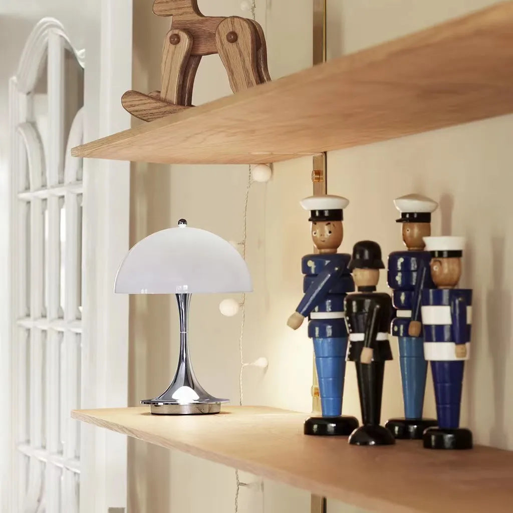 EclatéAura - Zachwycająca Lampa Stołowa z Zasilaniem Akumulatorowym