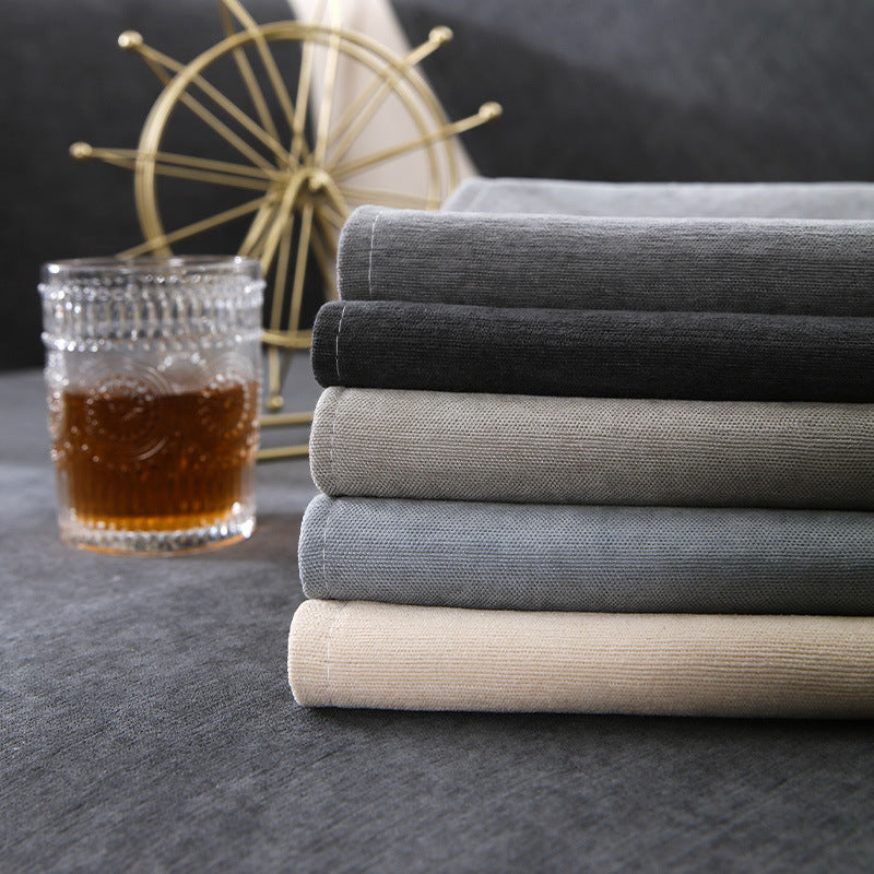 Funkcjonalna osłona zabezpieczająca przed sierścią zwierząt