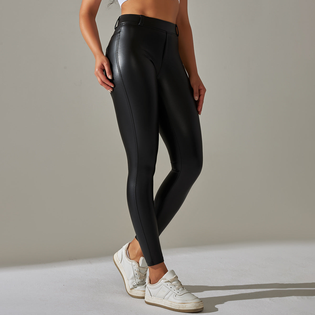 Lena | Sporty Elegance
