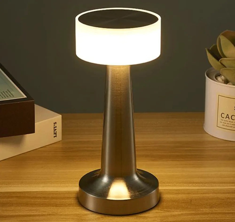Klasyczna Przenośna Lampa LED Bezprzewodowa – LumiCrest