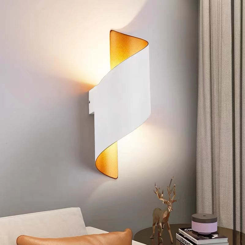 Nowoczesna lampa ścienna LED w kształcie spirali - TwistLight