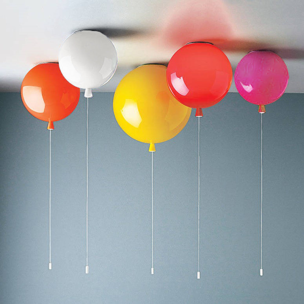 Nowoczesna kompaktowa lampa sufitowa LED w kształcie balonu – AuraLite