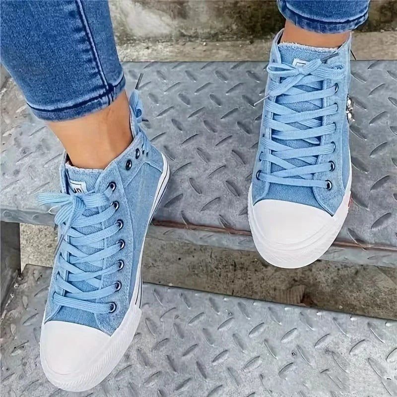 Milan | Miejski Sneaker Style z Jeansami i Zapięciem