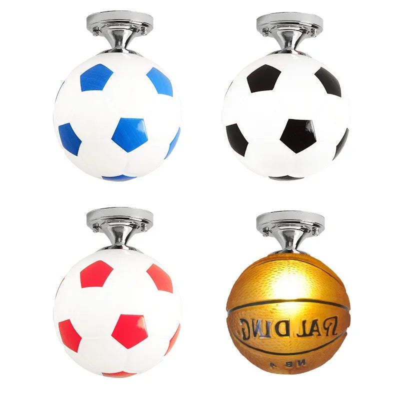 Śmieszna lampa sufitowa w formie piłki nożnej – GoalBright