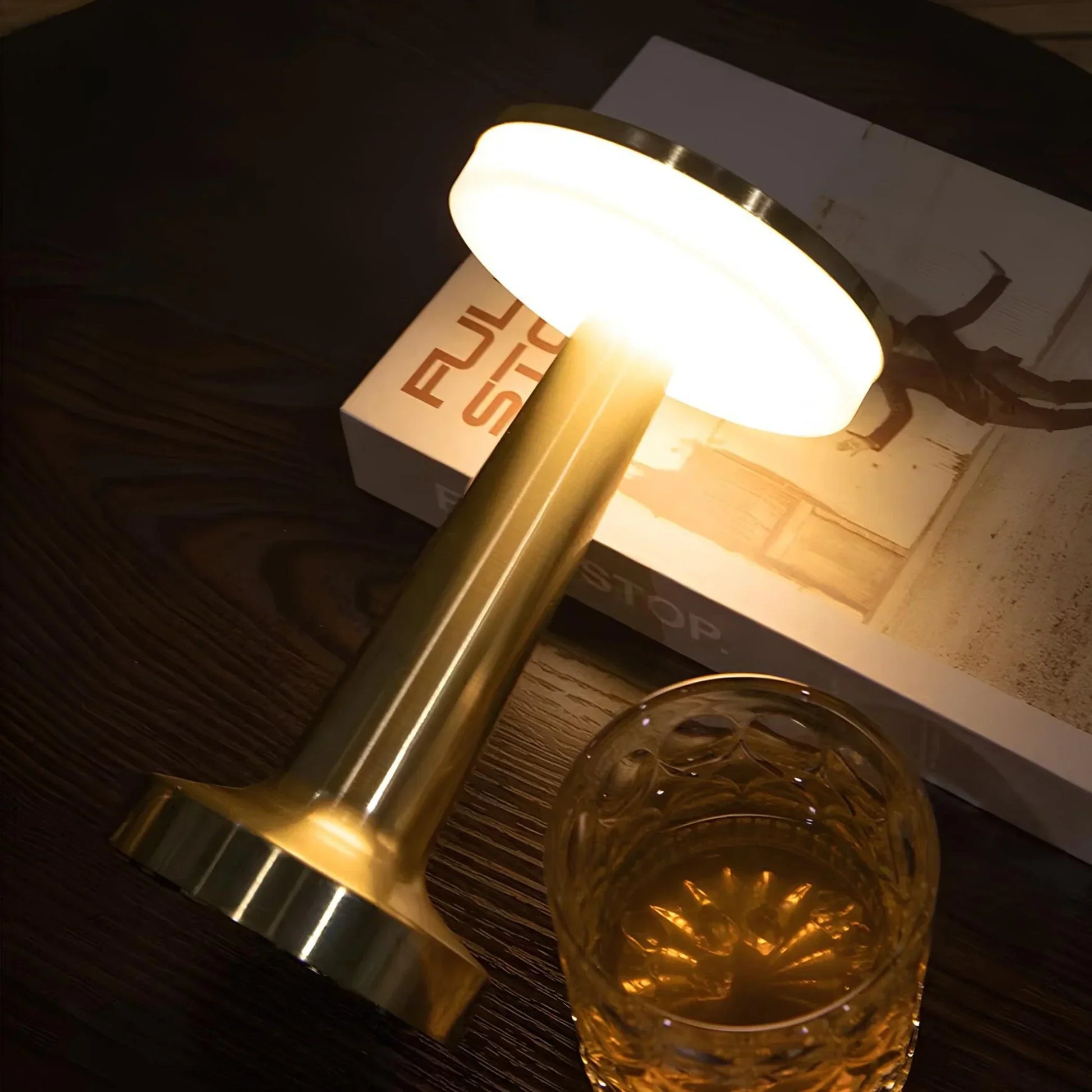 Retro Bezprzewodowa Lampa Stołowa - LumiBar