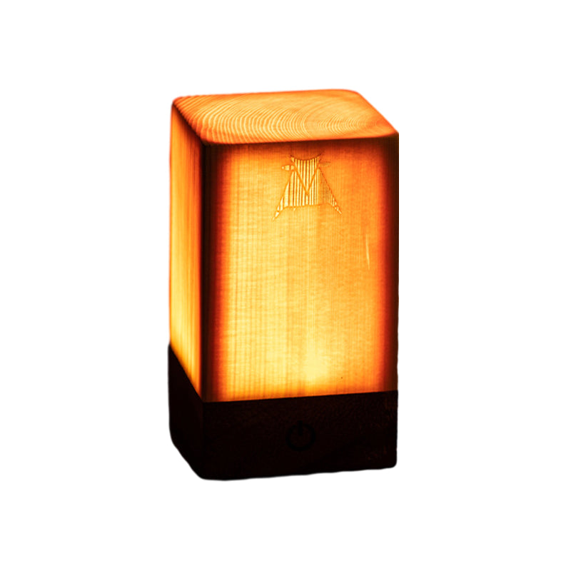 Elegancka lampa stołowa LED – WoodGlow