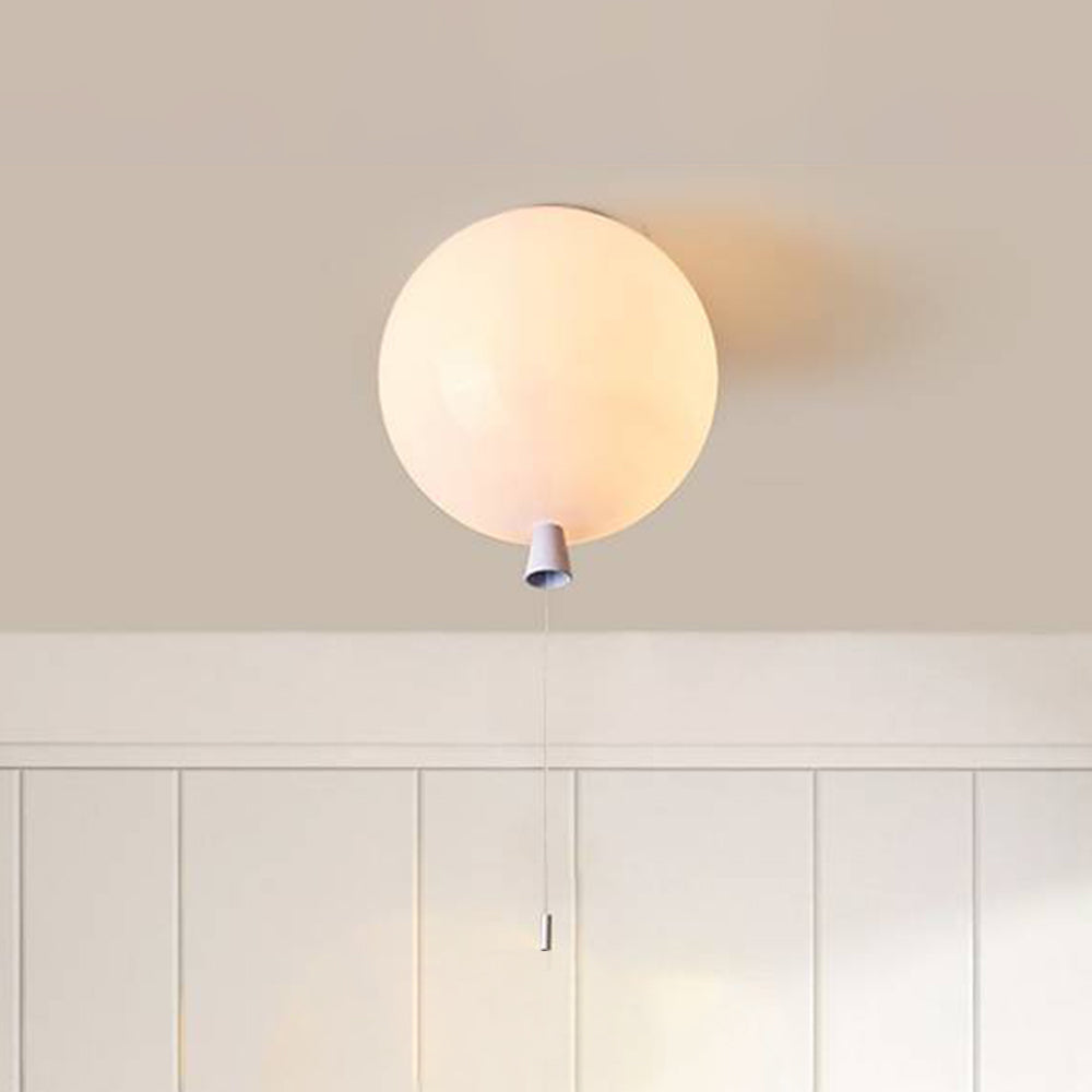 Nowoczesna kompaktowa lampa sufitowa LED w kształcie balonu – AuraLite