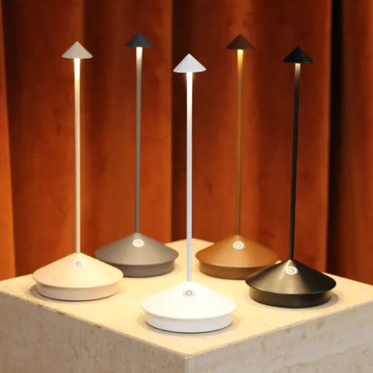 Bezprzewodowa lampa LED na stół | ClarityGlow