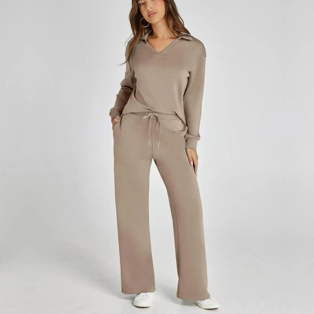 Eline | Ekskluzywny Zestaw Loungewear z Wygodnymi Spodniami i V-kształtnym Designem