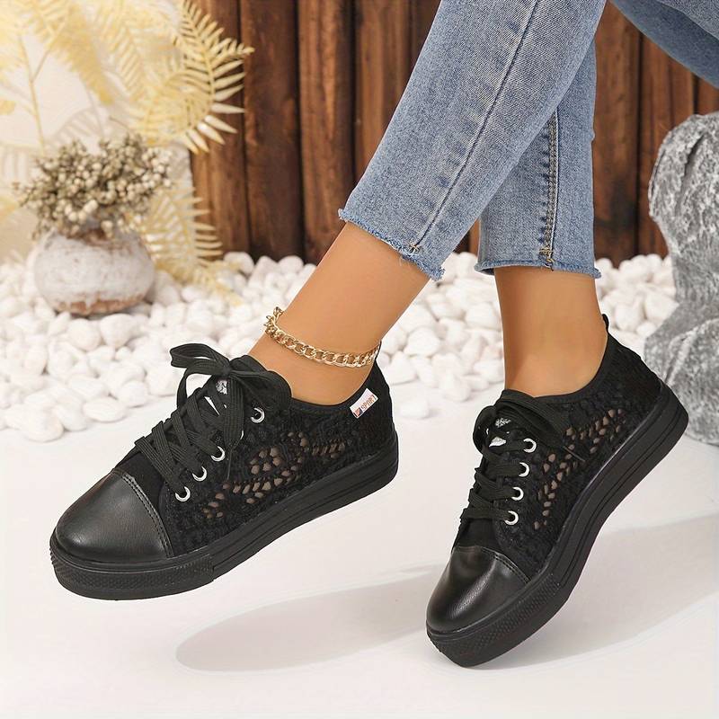 LOUISE | Eleganckie i przewiewne koronkowe sneakersy