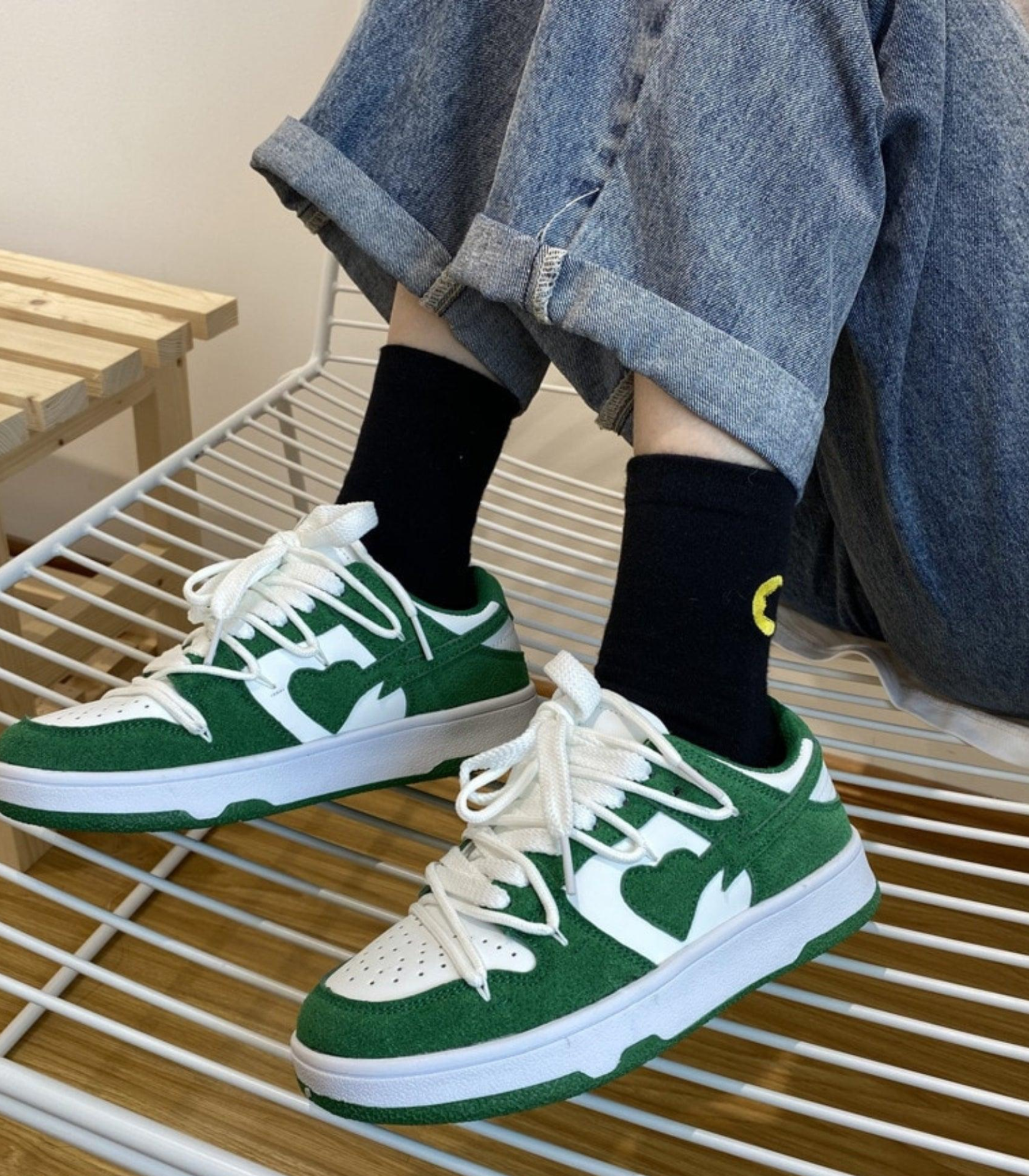 XYZIUS | Stylish Women's Sneakers