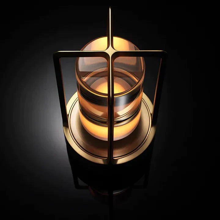 Bezprzewodowa lampa z kryształowym kloszem