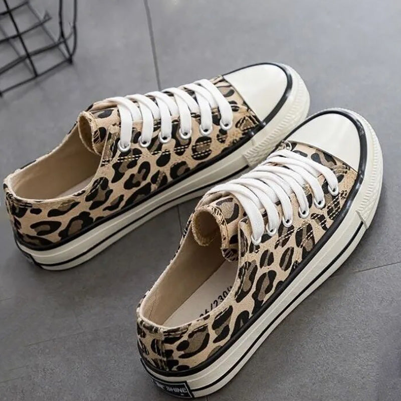 Luna | Eleganckie buty sportowe w panterkę