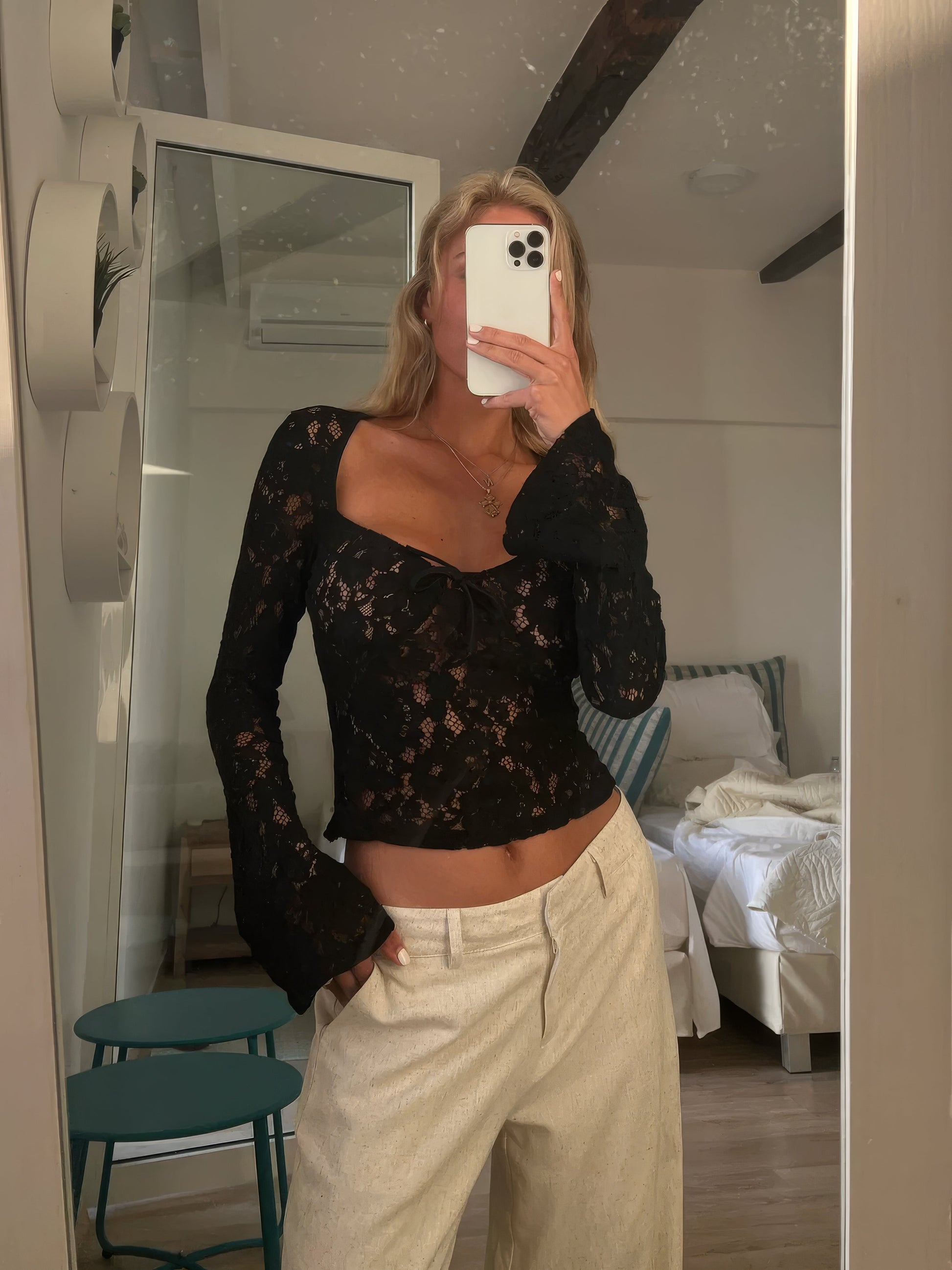 ANOUK | Elegancka Koronkowa Bluzka Damska