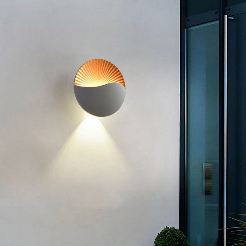 LumaEdge - Minimalistyczna Lampa LED do Użytku Zewnętrznego - Eleganckie i Wytrzymałe Oświetlenie