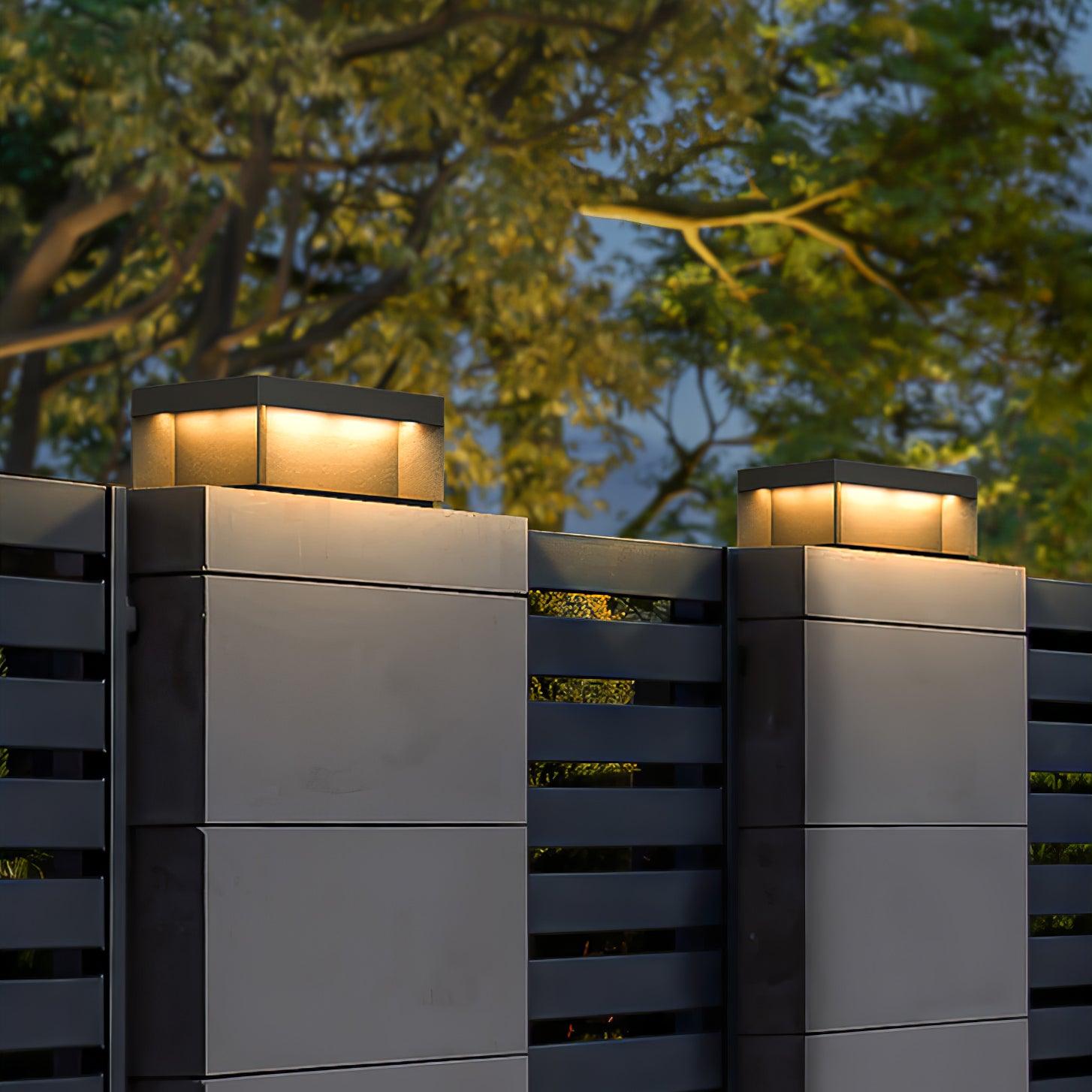 EverLume - Elegancka Lampa Słoneczna do Ogrodu - Matowa Osłona Akrylowa i Wytrzymała Konstrukcja