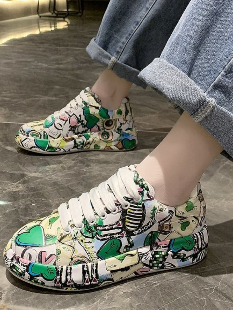 Mila | Kobiece Sneakersy w Stylu Graffiti