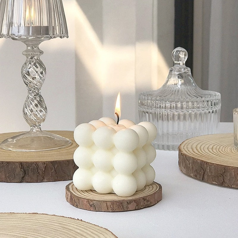 Elegancka Świeca BubbleGlow – Stwórz Przytulną Atmosferę w Swoim Domu
