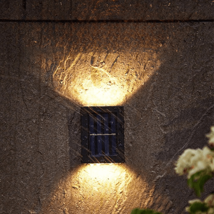 Bezprzewodowe lampy solarne LED Deluxe - Stwórz idealną atmosferę w swoim ogrodzie!