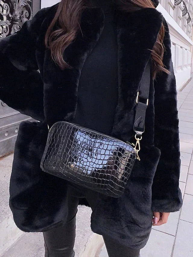 Nowoczesny damski płaszcz teddy - przytulny i stylowy