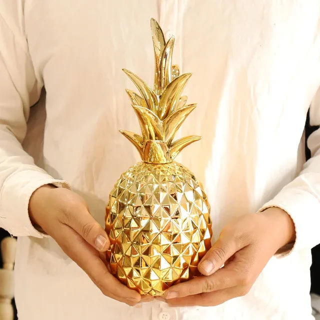 Unikalny ananas w złotym wydaniu – klasyka z odrobiną luksusu