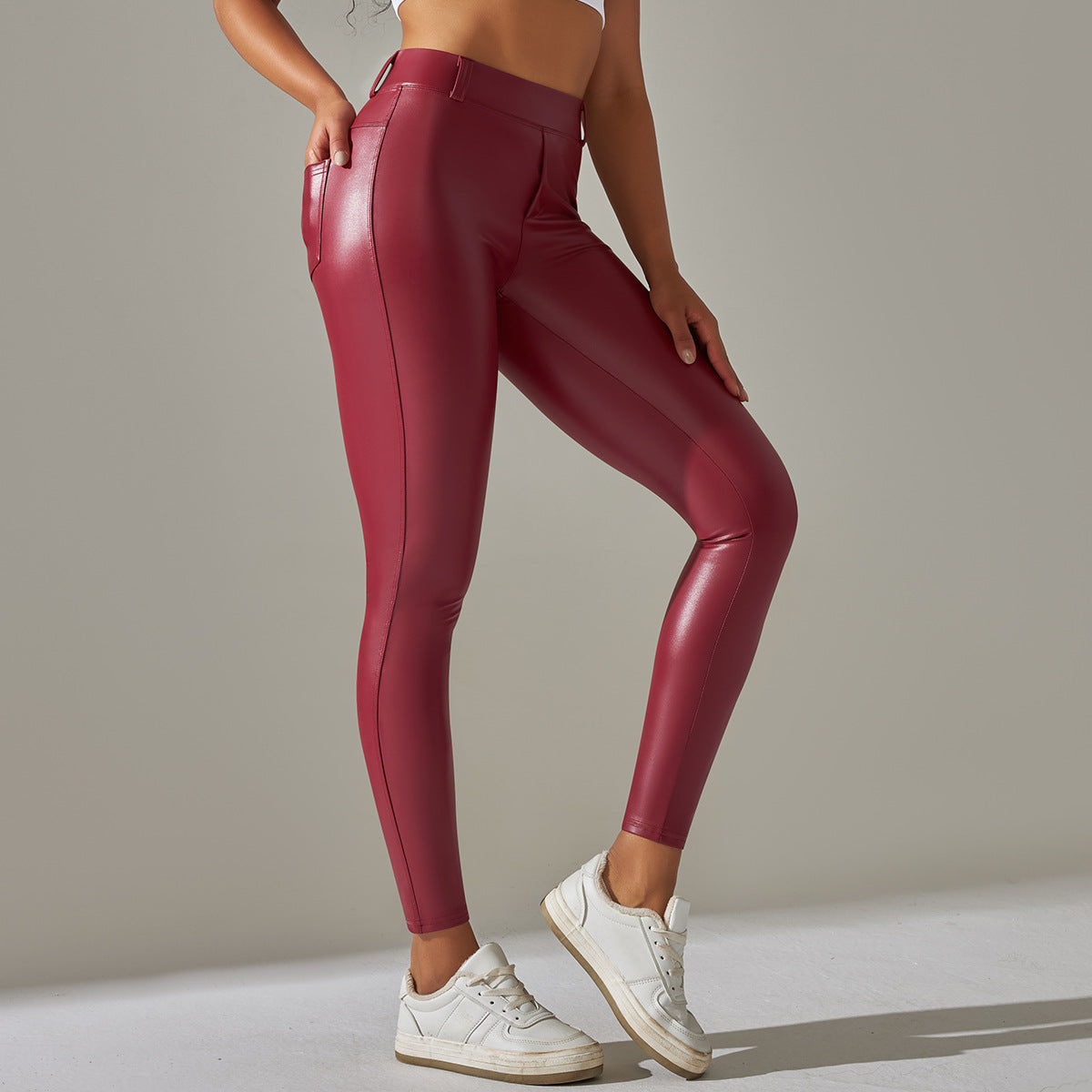 Lena | Sporty Elegance
