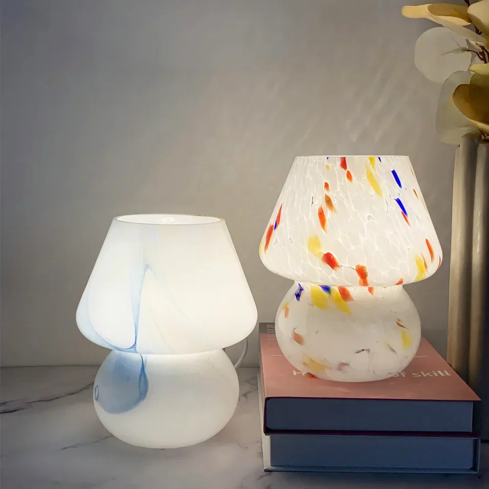 Elegancka szklana lampa w kształcie grzyba - LumiMush