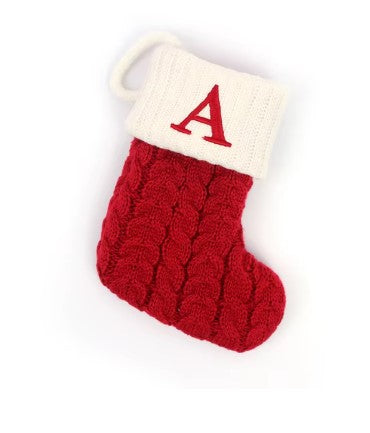 MerrySock – Unikalna Świąteczna Skarpeta z Personalizowanym Haftem