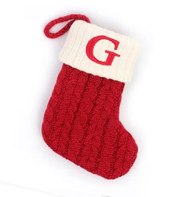 MerrySock – Unikalna Świąteczna Skarpeta z Personalizowanym Haftem