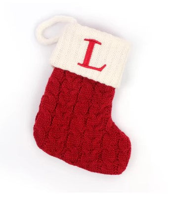 MerrySock – Unikalna Świąteczna Skarpeta z Personalizowanym Haftem