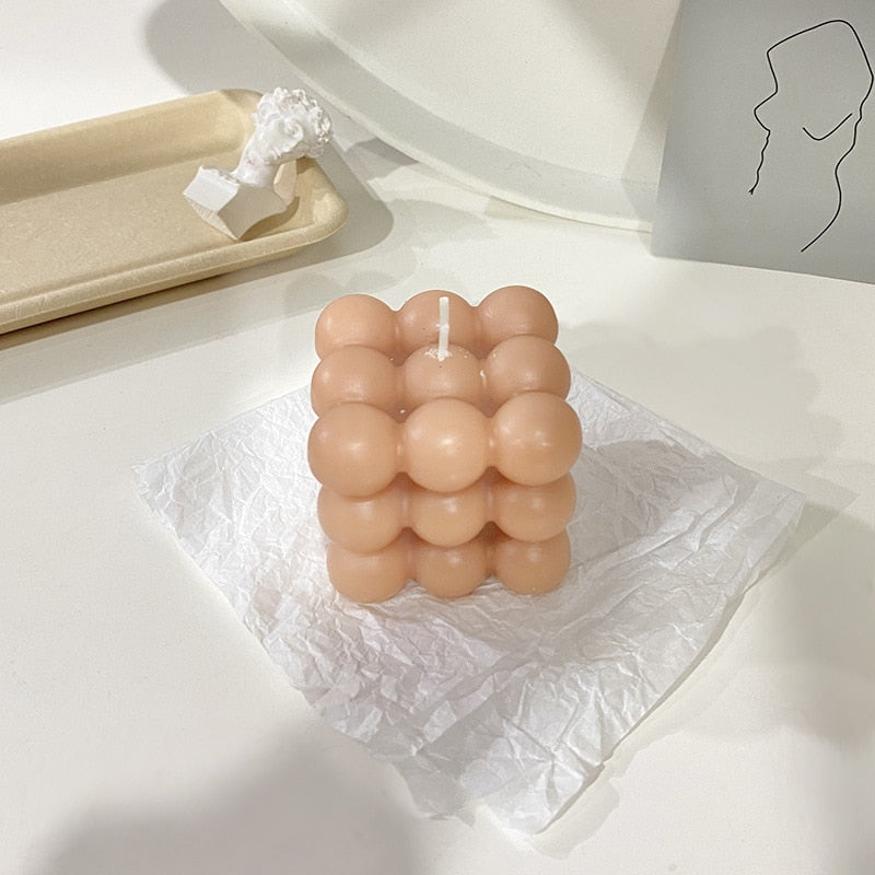 Elegancka Świeca BubbleGlow – Stwórz Przytulną Atmosferę w Swoim Domu