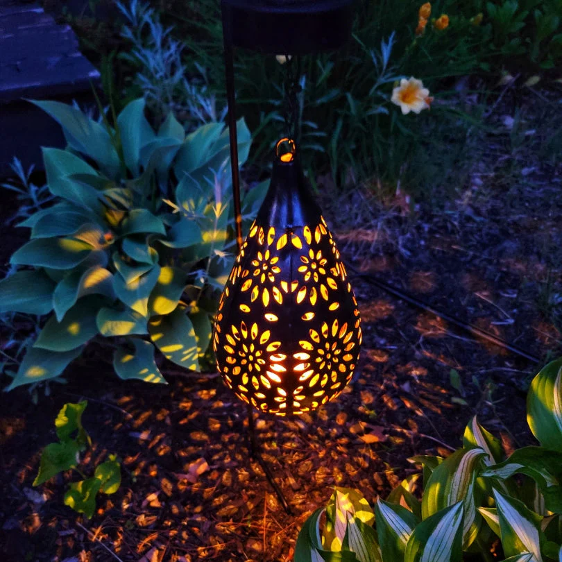 Zewnętrzna lampa wisząca solarna – LumaBright
