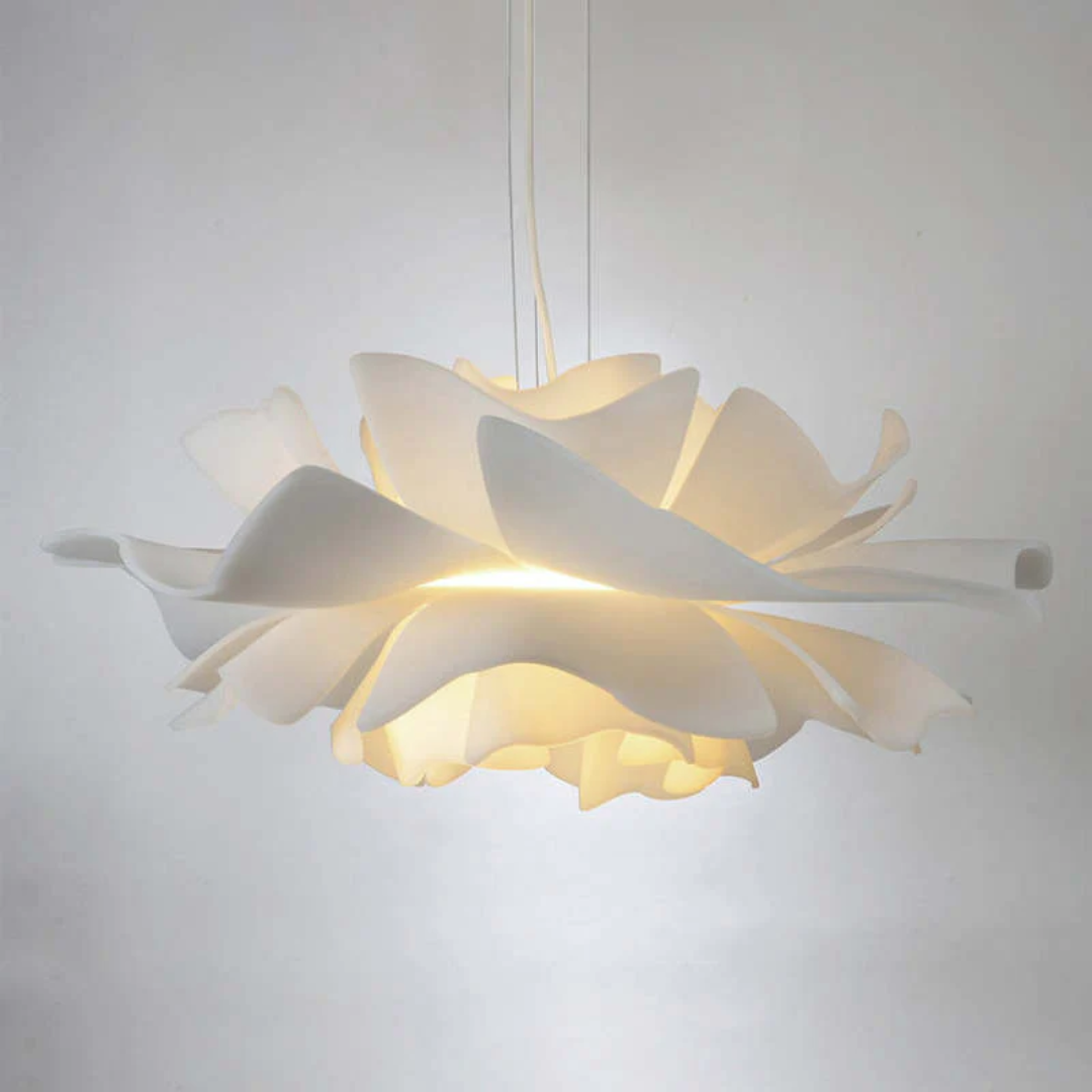 Metalowa Lampa Wisząca w Kwiatowy Wzór - Biała Sophia