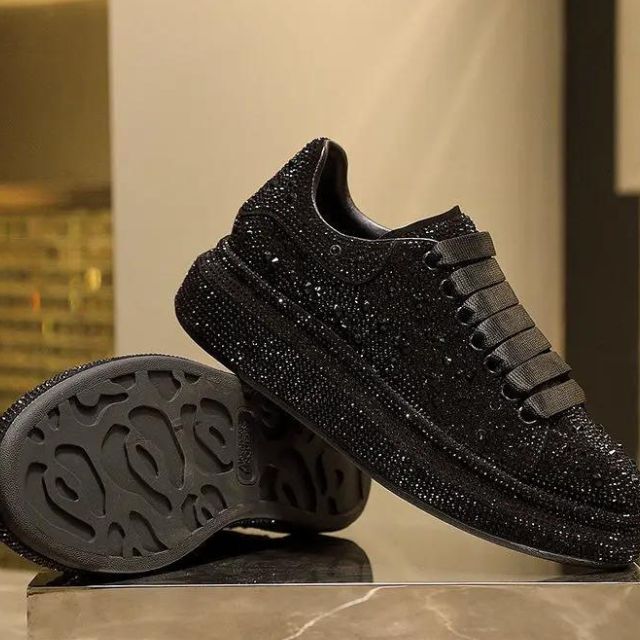 Elara | Luksusowe Sportowe Buty z Kryształami
