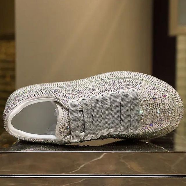 Elara | Luksusowe Sportowe Buty z Kryształami