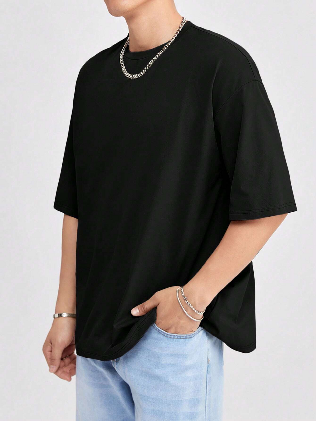 Zeta - Czarna Oversized T-Shirt na Lato