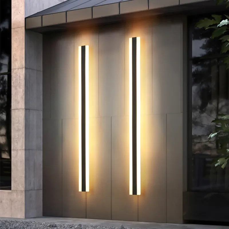 WeatherBright | Elegancka Lampa Ścienna do Użytku na Zewnątrz