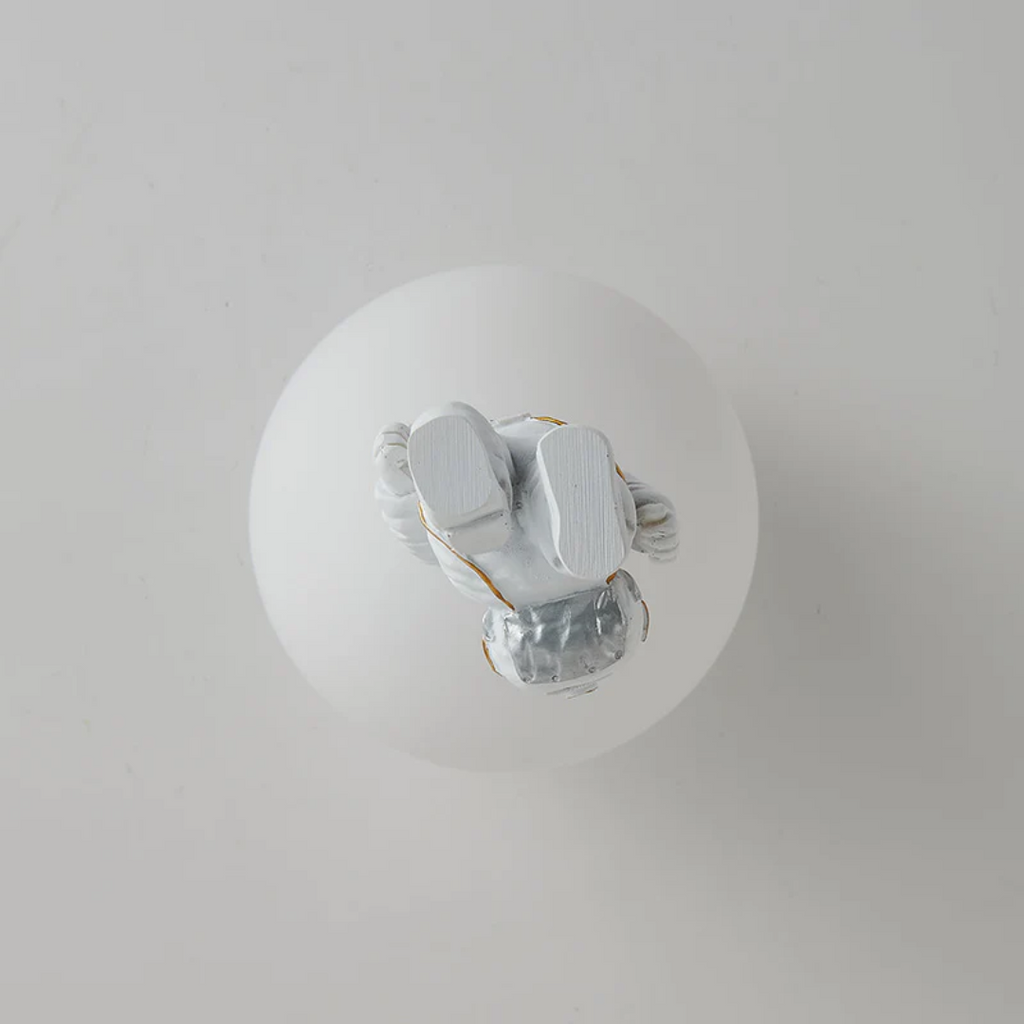 Nowoczesna Lampa sufitowa LED Księżyc/Astronauta do pokoju dziecięcego - CosmoGlow
