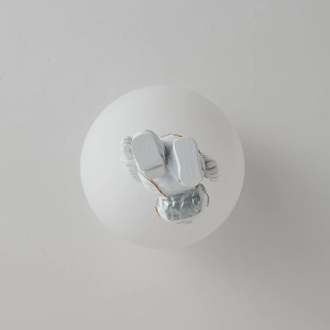 Nowoczesna Lampa sufitowa LED Księżyc/Astronauta do pokoju dziecięcego - CosmoGlow