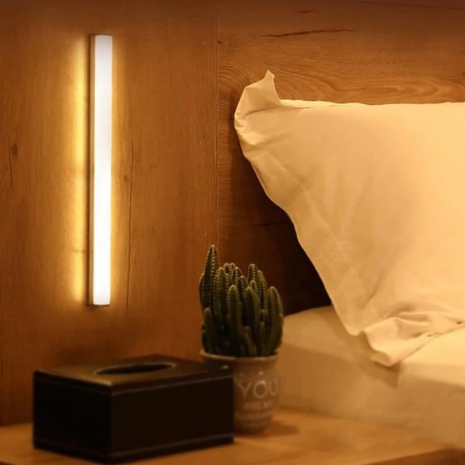 Bezprzewodowa lampa z czujnikiem ruchu - LumiTrack