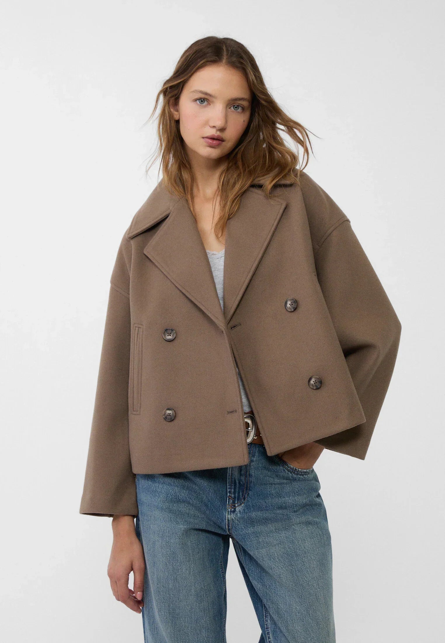 ELIN | Elegancka kurtka z wycięciami dla nowoczesnego, designerskiego stylu
