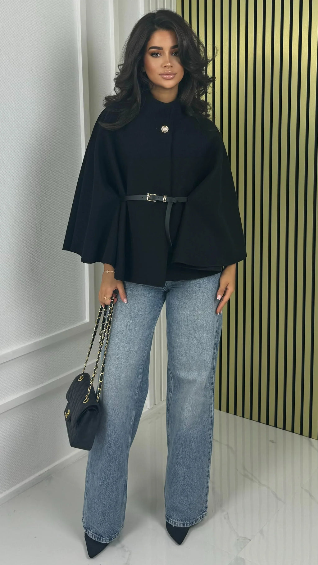 Kobiecy płaszcz z wełny