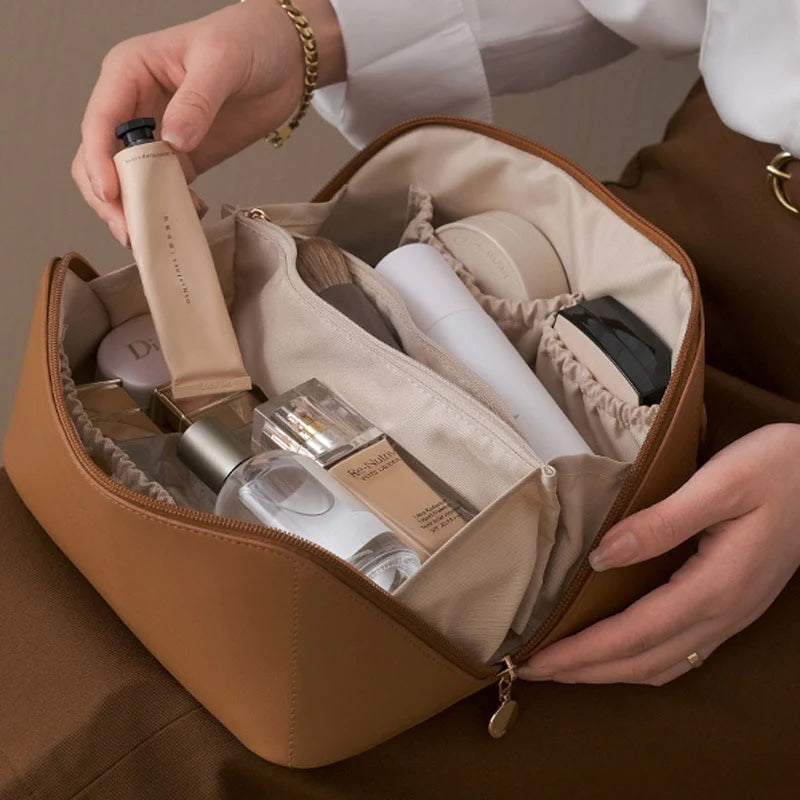Deluxe Beauty Case | Największa, łatwa w użyciu kosmetyczka!
