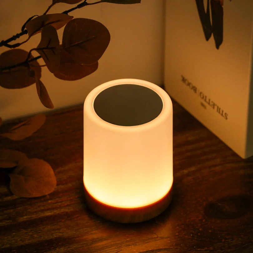 Nowoczesna lampka nocna z efektem świetlnym - LuxeTouch