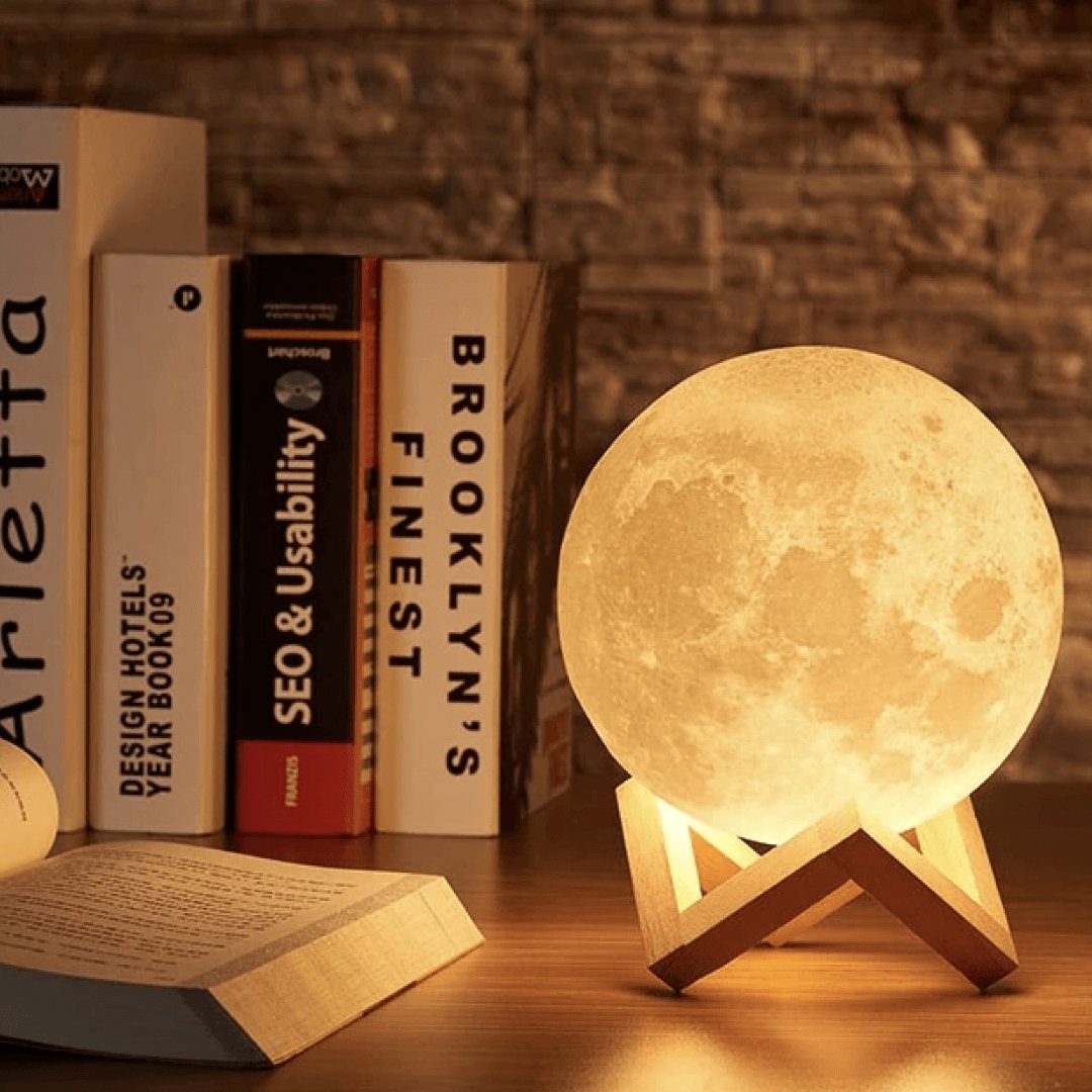 Lampa Księżycowa z Naturalną Podstawką i Intuicyjnym Sterowaniem