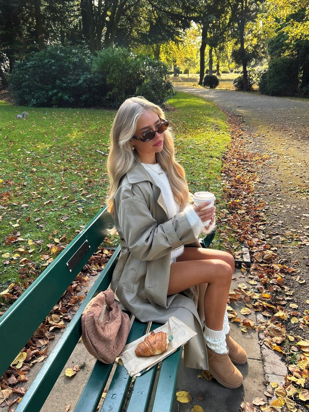 Mina Trenchcoat | Klasyczny Płaszcz Damski – Doskonały na Wiosnę, Jesień i Eleganckie Okazje