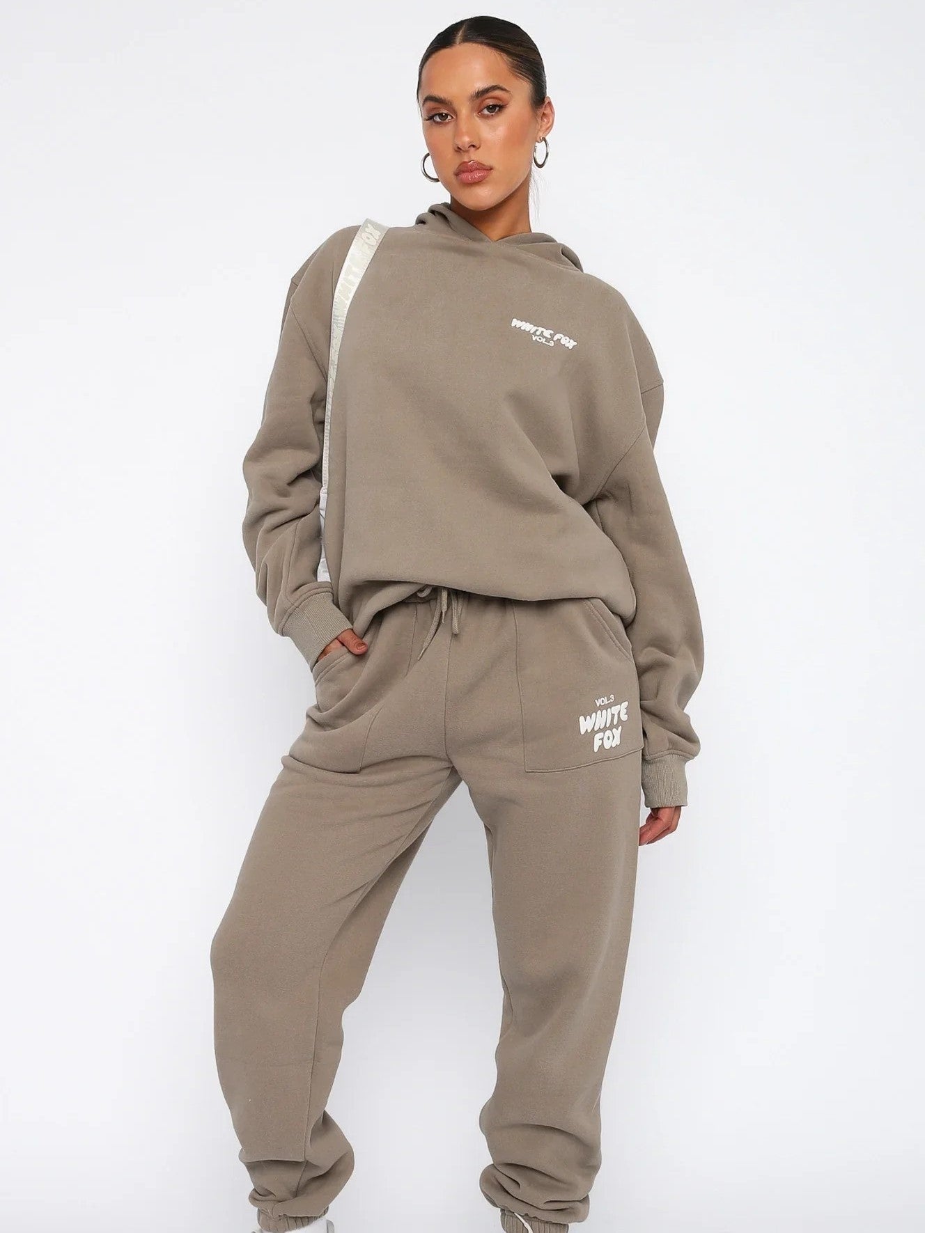 NOA - Stylowy i Wygodny Dres
