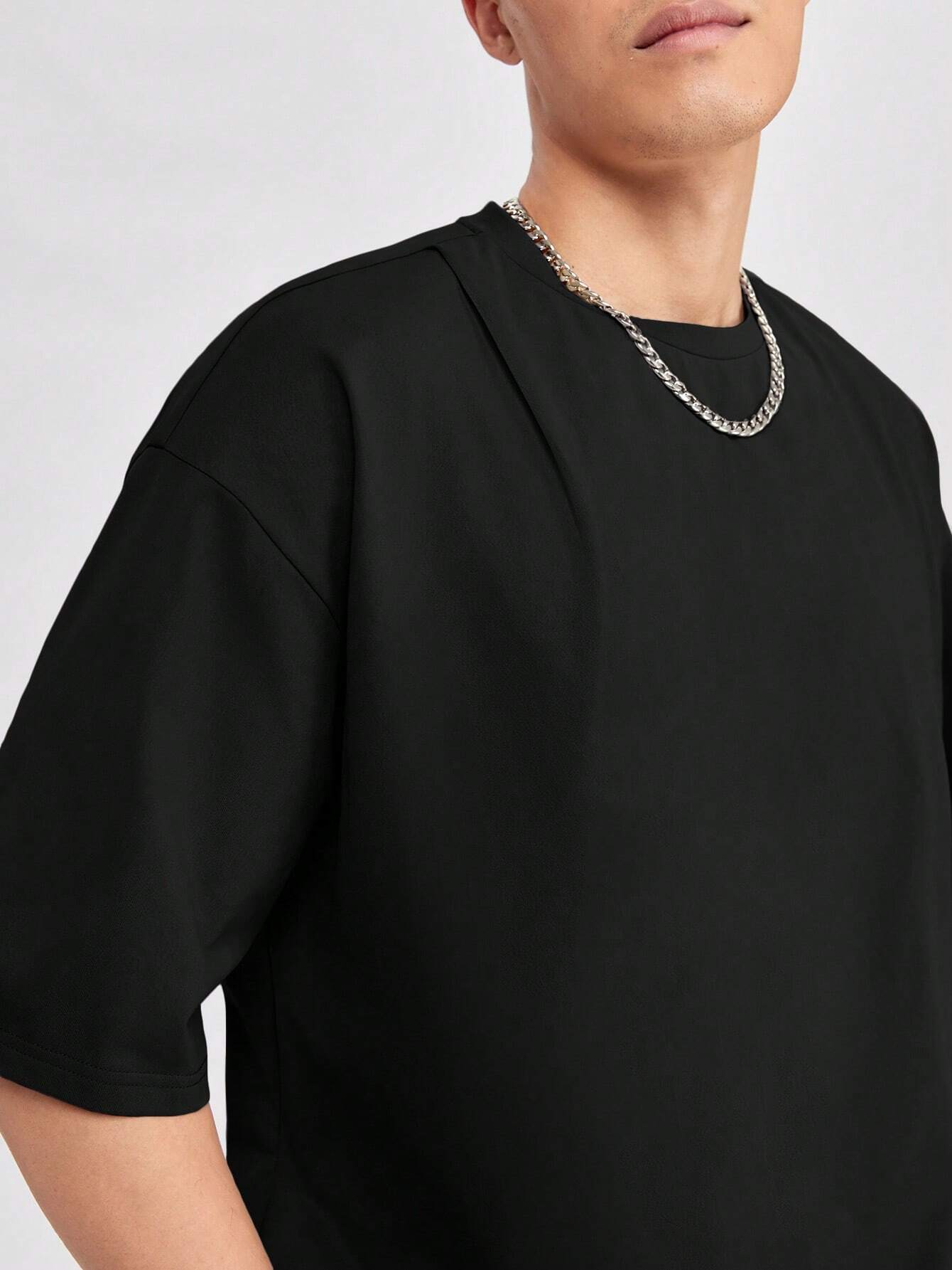 Zeta - Czarna Oversized T-Shirt na Lato